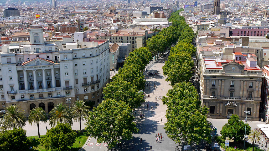 La Rambla, ako vznikla a čo ukrýva táto ikonická ulica Barcelony?